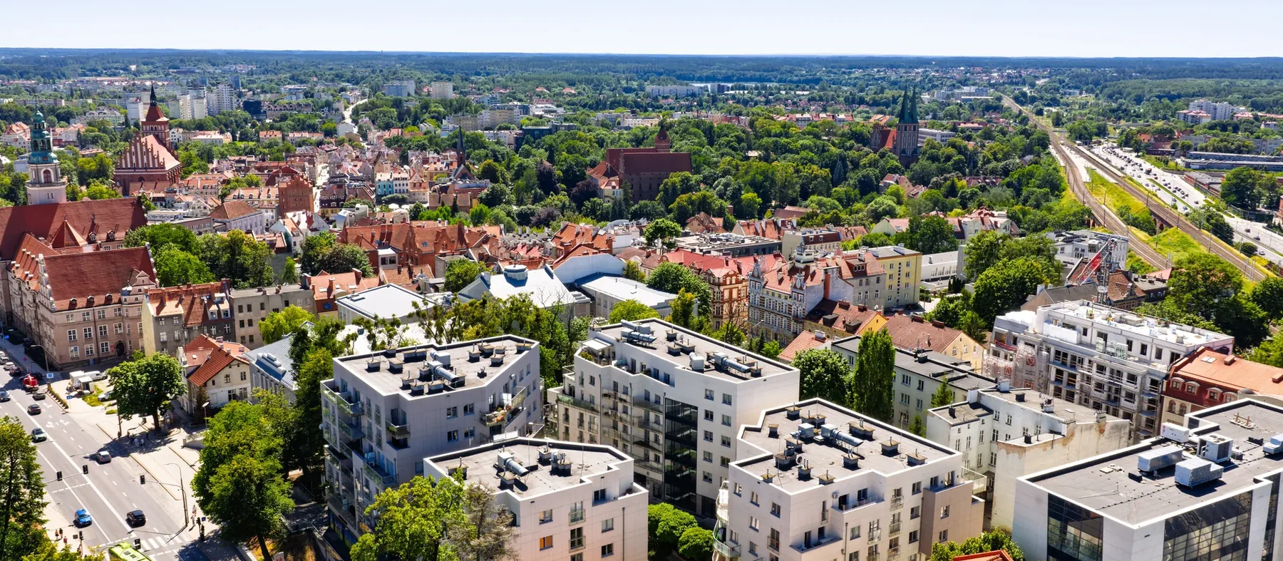 Architektura obiektu w ujęciu lotniczym z drona
